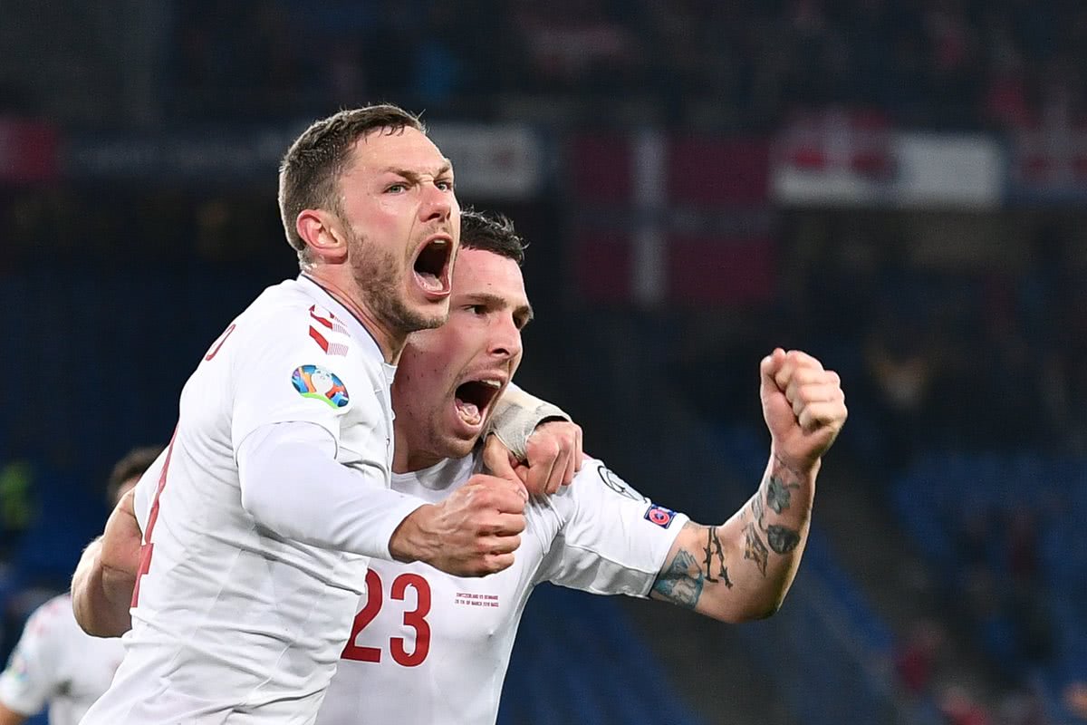 威尔士瑞士足球哪个队强